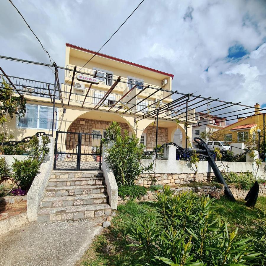 Apartmani Sidro Senj Сень Экстерьер фото